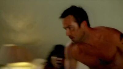 Karen David - Strike Back S02E01 - Film nackt