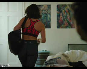 Angela Trimbur In Tight Leggings - Film nackt