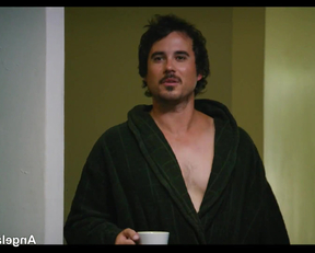 Angela Trimbur In Tight Leggings - Film nackt