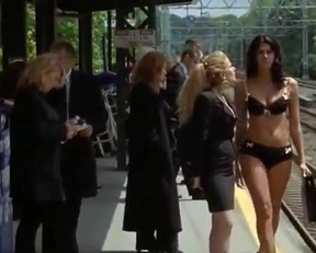 Plot From I Think I Love My Wife - Film nackt