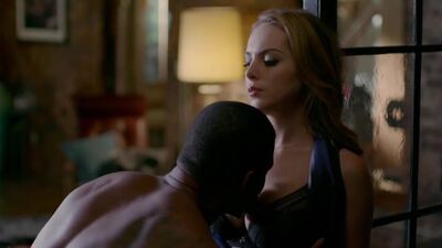 Liz Gillies Dynasty Plots - Film nackt