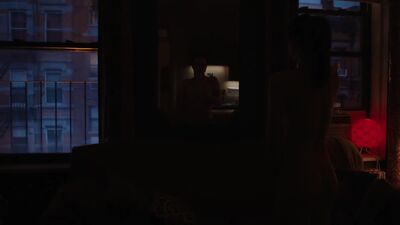 Sarah Hay's Illuminating Plot In Flesh And Bone S01E01 - Film nackt