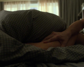 Amber Revah And Ben Barnes In Marvel's Punisher - Film nackt