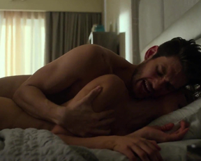 Amber Revah And Ben Barnes In Marvel's Punisher - Film nackt