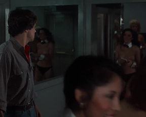 Moriah Shannon With A Couple Of Big Plots In D.C Cab - Film nackt