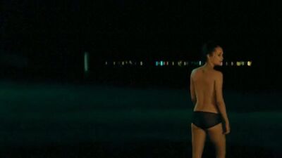Alicia Vikander - Son Of A Gun - Film nackt