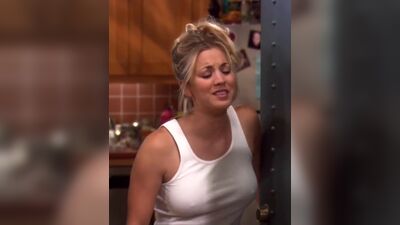 Kaley Cuoco Doing Her Best Jennifer Aniston Impression On The Big Bang Theory - Film nackt