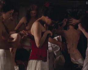 So Many Plots In "L'Apollonide" - Film nackt