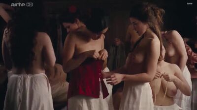 So Many Plots In "L'Apollonide" - Film nackt
