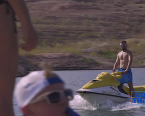 I Watch UFC Vlogs To Better Appreciate Miesha Tate's Back Plot - Film nackt