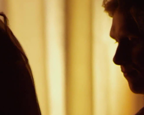 Emma Docker In Peelers - Film nackt