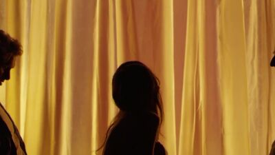Emma Docker In Peelers - Film nackt