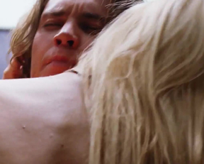 Samantha McLeod's Motherfucking Tits In A Motherfucking Plane Bathroom - Film nackt