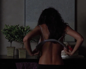 Emmanuelle Chriqui In Tortured - Film nackt