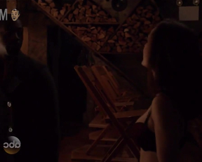 Rachel Brosnahan - Film nackt