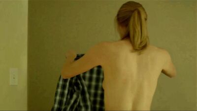 Alyssa Sutherland - The Mist - Film nackt