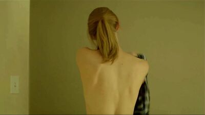 Alyssa Sutherland - The Mist - Film nackt