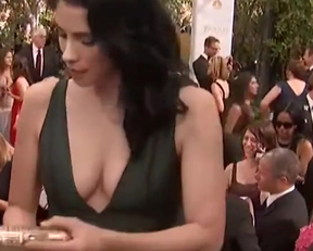 Sarah Silverman On The Emmy Red Carpet - Film nackt