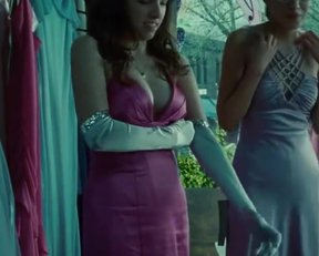 Anna Kendrick - Twilight Cleavage - Film nackt