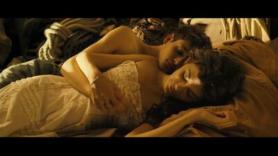 Jodie Foster / Audrey Tautou - A Very Long Engagement - Film nackt