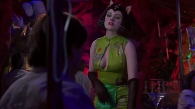 Rose McGowan As Miss Kitty Plot In 'Monkeybone' - Film nackt