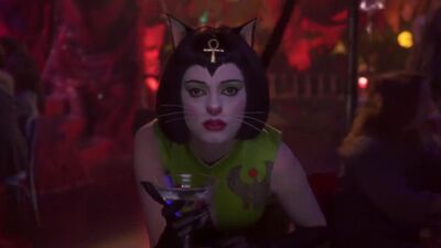 Rose McGowan As Miss Kitty Plot In 'Monkeybone' - Film nackt