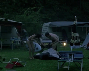 Mélanie Laurent In «Don't Worry, I'm Fine» - Film nackt