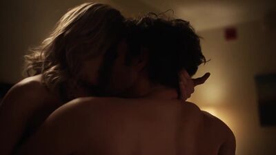 Addison Timlin - Startup - Film nackt