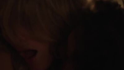 Addison Timlin - Startup - Film nackt