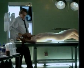 Lily Collins In Femme Fatales - Film nackt