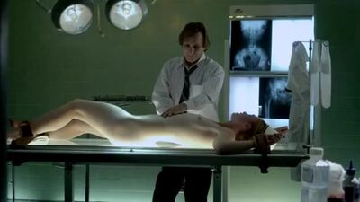 Lily Collins In Femme Fatales - Film nackt