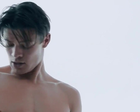 Eva Lobau - Einsamkeit Und Sex Und Mitleid 2017 - Film nackt