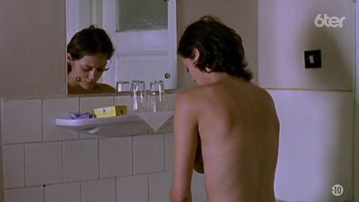 Marion Cotillard In 'Une Femme Piégée' - Film nackt