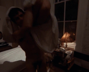 Marianna Hill Running Around Naked Plot In Medium Cool - Film nackt