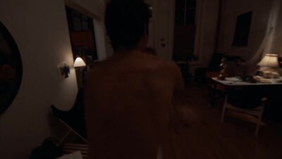 Marianna Hill Running Around Naked Plot In Medium Cool - Film nackt
