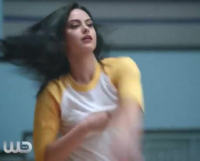 Camila Mendes Dancing In Riverdale - Film nackt