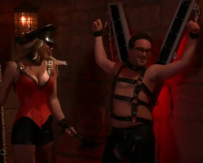 Kaley Cuoco As S Dominatrix In The Big Bang Theory - Film nackt