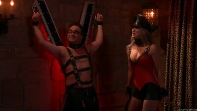 Kaley Cuoco As S Dominatrix In The Big Bang Theory - Film nackt