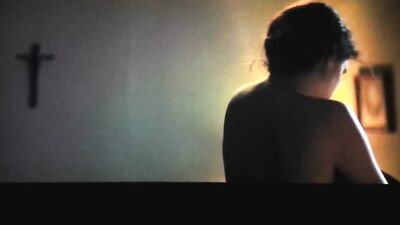 Margaret Qualley In 'Novitiate' - Film nackt