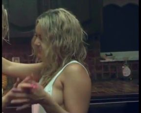 Vanessa Hudgens Perky Plots In Spring Breakers - Film nackt
