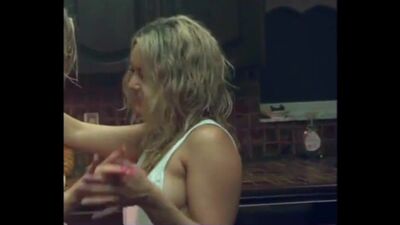 Vanessa Hudgens Perky Plots In Spring Breakers - Film nackt