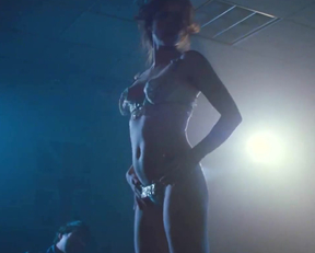 Amy Adams - 'American Hustle' - Film nackt