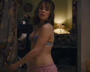 Rachel McAdams Striptease Plot In About Time - Film nackt
