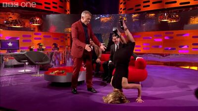 Amanda Holden - NipSlip On BBC One - Film nackt
