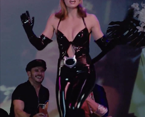 Jessica Biel In Latex In I Now Pronounce You Chuck  Larry - Film nackt