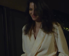 Amelia Brantley In Krampus Unleashed - Film nackt