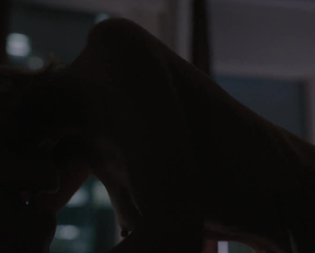 Louisa Krause's Pointy Plot On The Girlfriend Experience - Film nackt