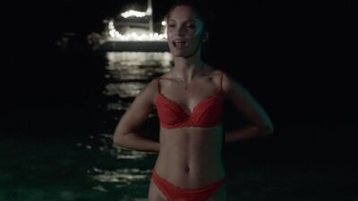 Lola Le Lenn - Film nackt