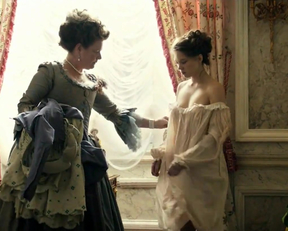 Léa Seydoux - 'Farewell, My Queen' - Film nackt