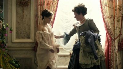 Léa Seydoux - 'Farewell, My Queen' - Film nackt